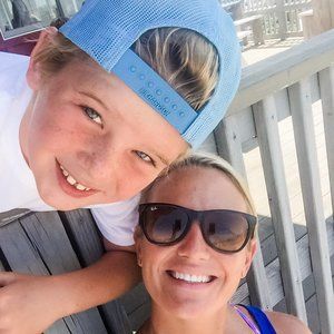 Meet your Posher, Denise